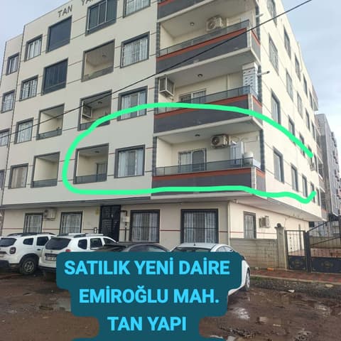 EMİROĞLU MAHALLESİ’NDE SATILIK YENİ DAİRE